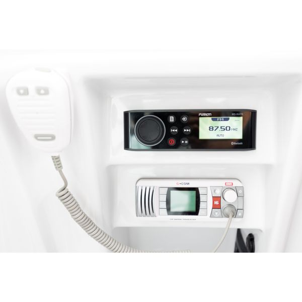 FUSION Radio RA70 mit Bluetooth